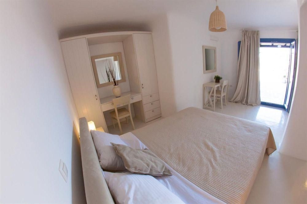 Mykonos Panormos Villas0