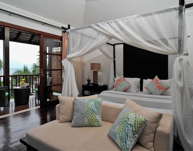 VILLA THREE BEDROOMS