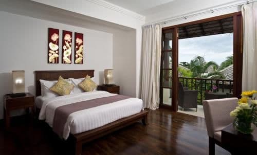 Three-Bedroom Courtyard Pool Villa
