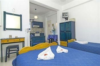 Honeymoon Beach Hotel2