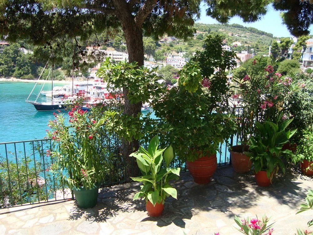 Galazios Kolpos Pension0