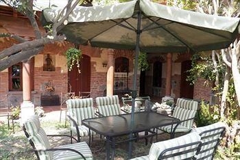 Hotel Ciudad Condal0