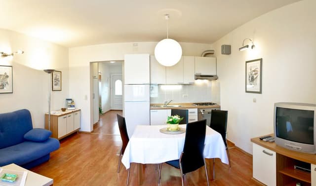 APARTMENT SUPERIOR