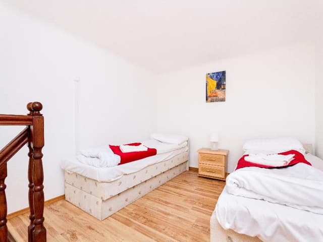 APARTMENT CAPACITY 6