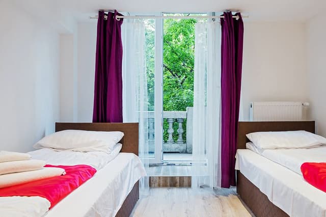 APARTMENT CAPACITY 7 THREE BEDROOMS