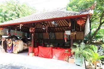 โรงแรมแซปตา เปตาลา (Sapta Petala Hotel)2