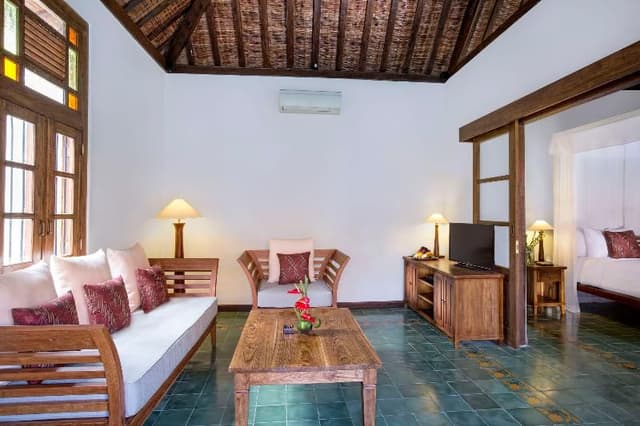 VILLA THREE BEDROOMS WITH PRIVATE POOL