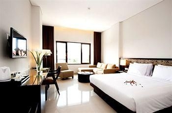 Hotel Santika Purwokerto2