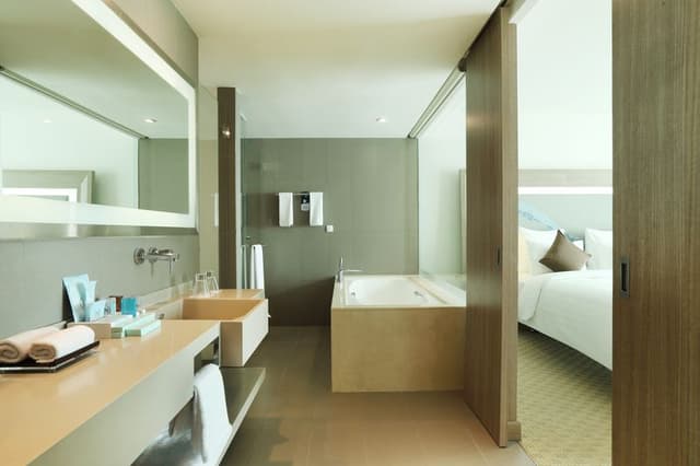 SUITE EXECUTIVE