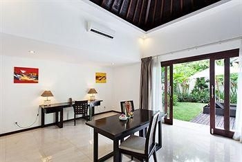 เคบัน วิลล่าส์ & รีสอร์ท (Kebun Villas & Resort)4