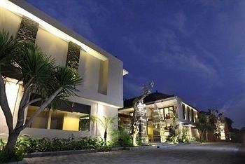 ดีเปนจอร์ เซมินยัก โฮเต็ล (D'Penjor Seminyak Hotel)3