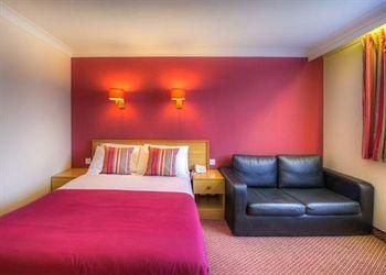 คอมฟอร์ต อินน์ อรันเดล (Comfort Inn Arundel)0