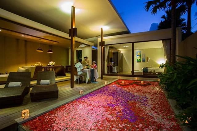 VILLA DELUXE