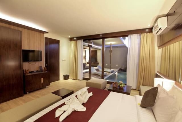 VILLA DELUXE