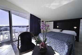 HOTEL MARINELLA1
