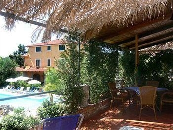 Villamirella3