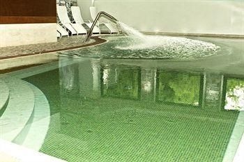 โรงแรมโลเวเร รีสอร์ท แอนด์ สปา (Hotel Lovere Resort and Spa)3