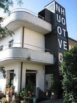 โรงแรมนูโอโววิเกวาโน (Nuovo Hotel Vigevano)0