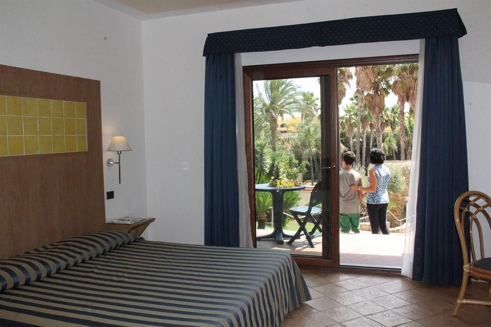 Hotel Baia degli Dei Beach Resort & Spa4