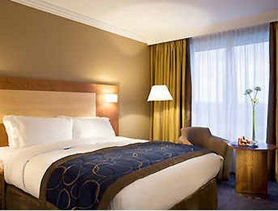 โซฟิเทลลอนดอนแกทวิคโฮเต็ล (Sofitel London Gatwick Hotel)2