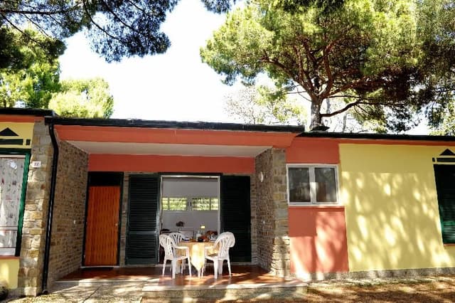 APARTMENT CAPACITY 4 TWO BEDROOMS