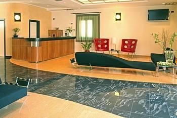 Cerri Hotel0
