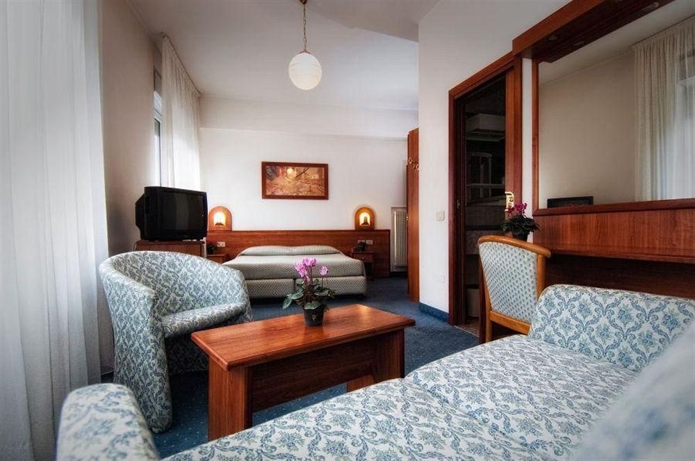 Hotel Everest4