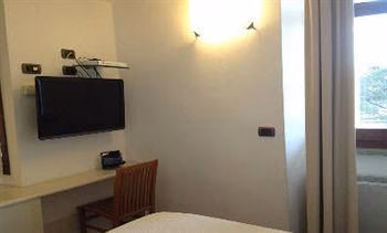 Hotel Paradiso2