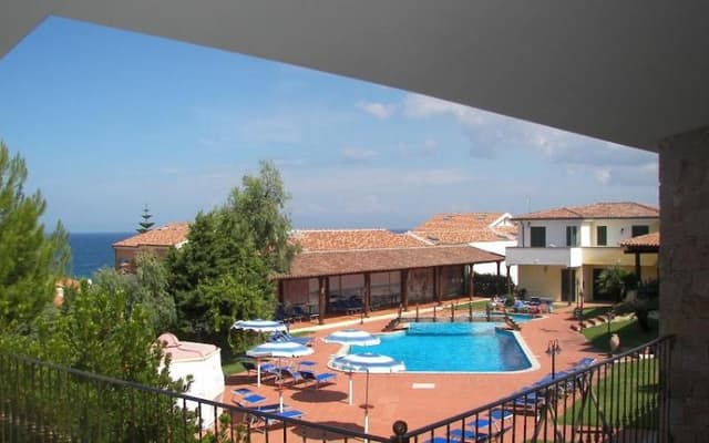 Double or Twin POOL VIEW