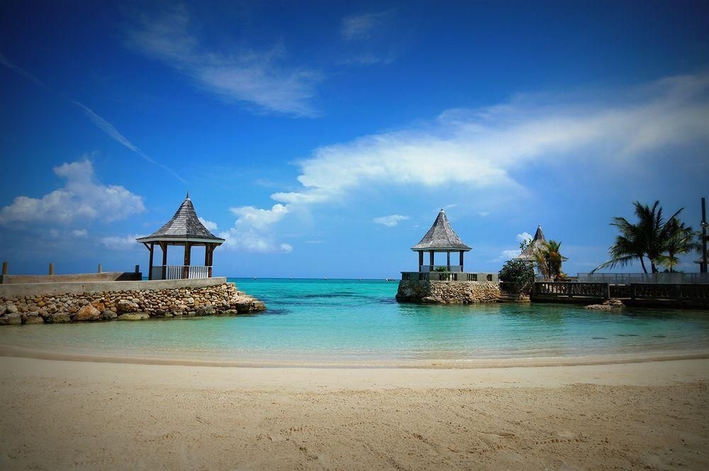 SeaGarden Beach Resort3