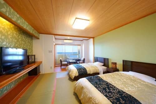 Twin Room with Tatami Area with Open Air Bath