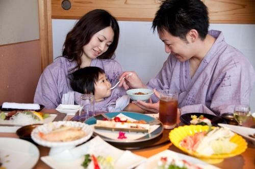 เทนคู ยูโบ เซไคโซ (Tenku Yubo Seikaiso)2