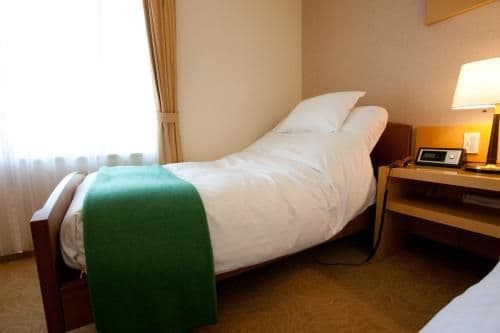 Universal Twin Room - Non-Smoking
