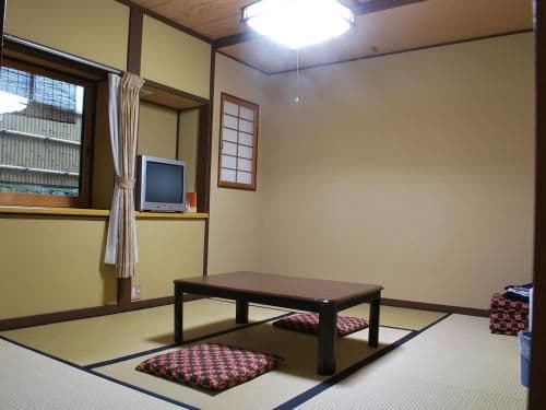 Japanese-Style Single Room