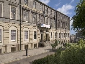 โฮลิเดย์ อินน์ เอ็กซ์เพรส เอดินเบอระ ซิตี้ เซ็นเตอร์ บาย ไอเอชจี (Holiday Inn Express Edinburgh City Centre By IHG)0