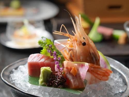 Deluxe Suite with Open-Air Bath and Lake View - Traditional Japanese Style Kaiseki Dinner + Japanese Style Breakfast Included