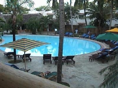 Travellers Beach Hotel and Club0