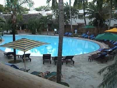 Travellers Beach Hotel and Club