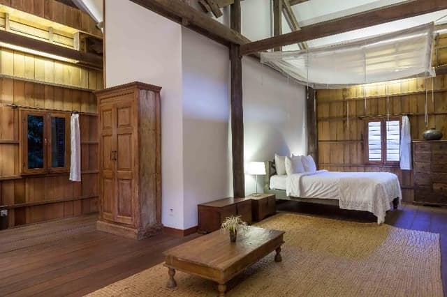 LODGE TWO BEDROOMS