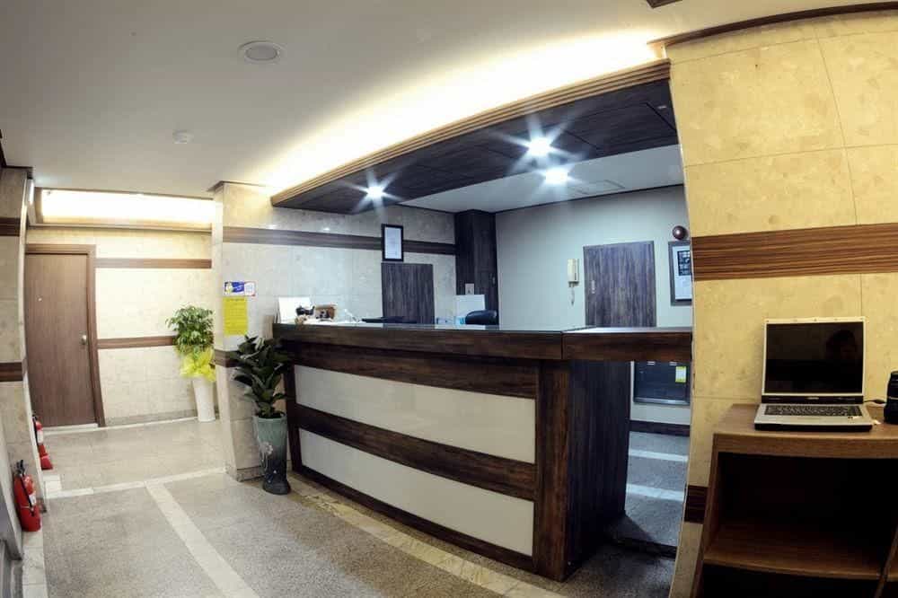 JJ Inn JJ Inn