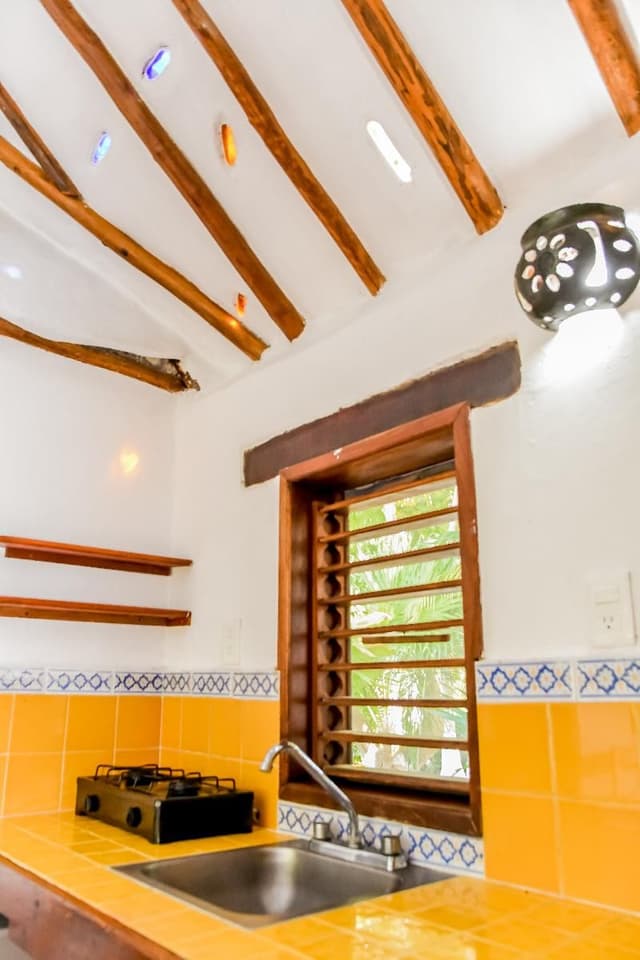 BUNGALOW TWO DOUBLE BEDS