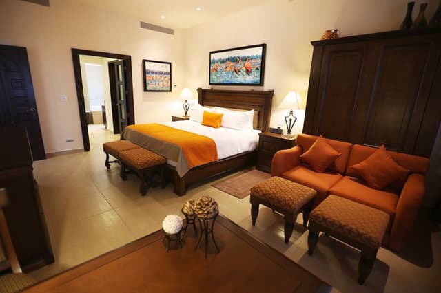 SUITE TWO BEDROOMS