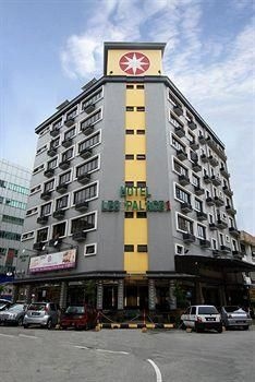 โรงแรมลีโอ พาเลซ (Leo Palace Hotel)0