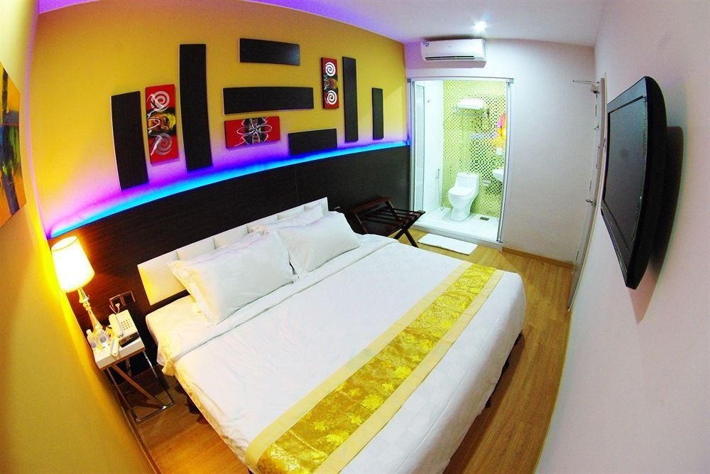 D' Hotel4
