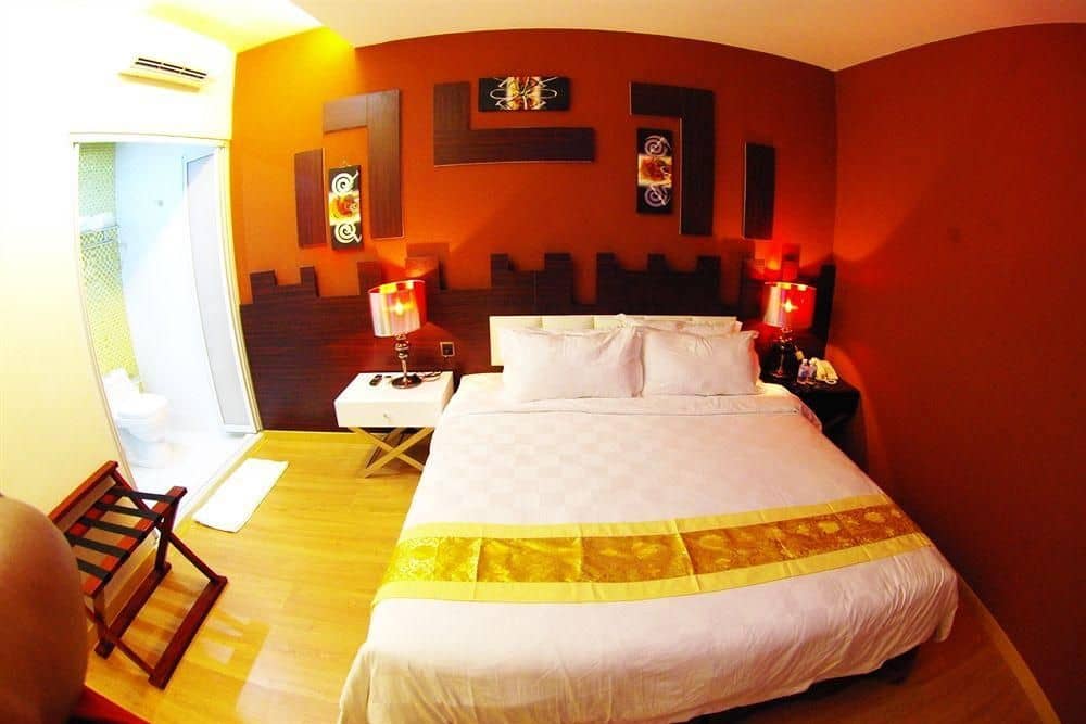 D' Hotel D' Hotel