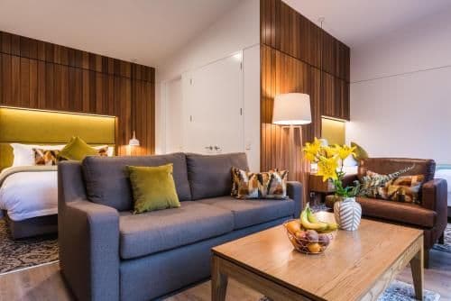 Deluxe Tree Lodge