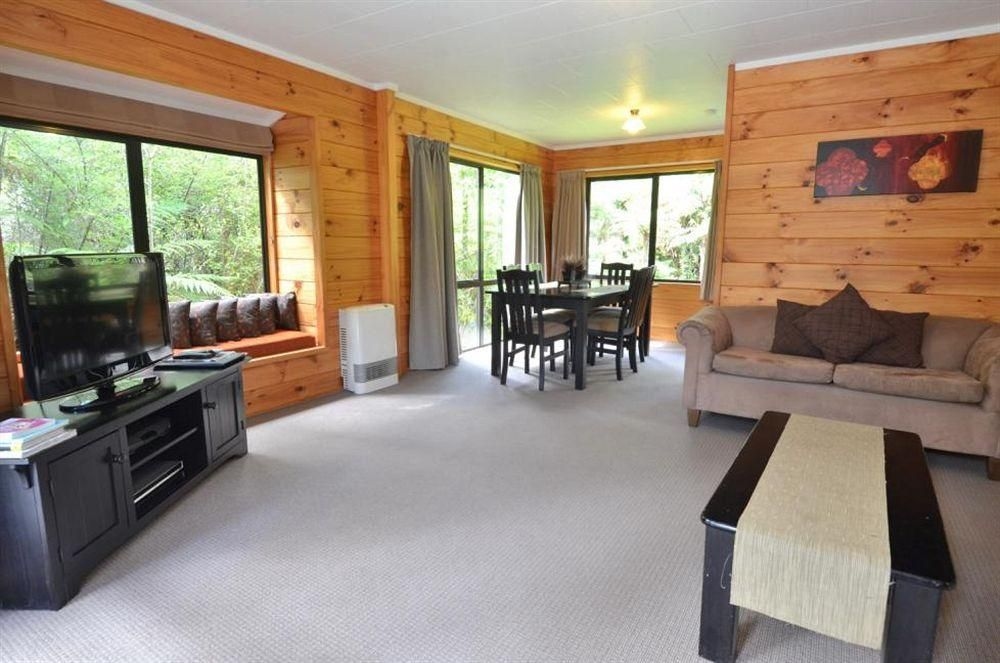 เรนฟอเรสต์รีทรีต (Rainforest Retreat)1