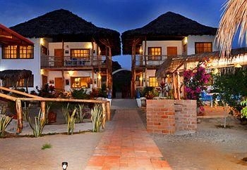 Villa Esperanza Bungalows0