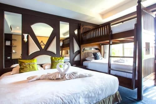 Deluxe Family Room