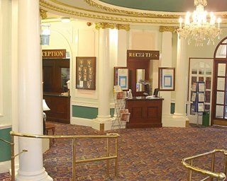 โรงแรมแกรนด์ ลานดัดโน (Grand Hotel Llandudno)0